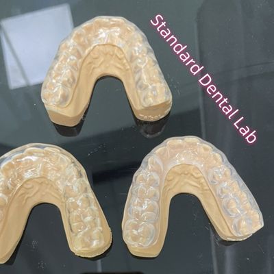 부드럽고 단단한 치아 야간 보호 물린 스플린트 치아 구강 보호 옥클루설 스플린트